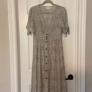 Black & White V Neck Dress with Tie Sleeves